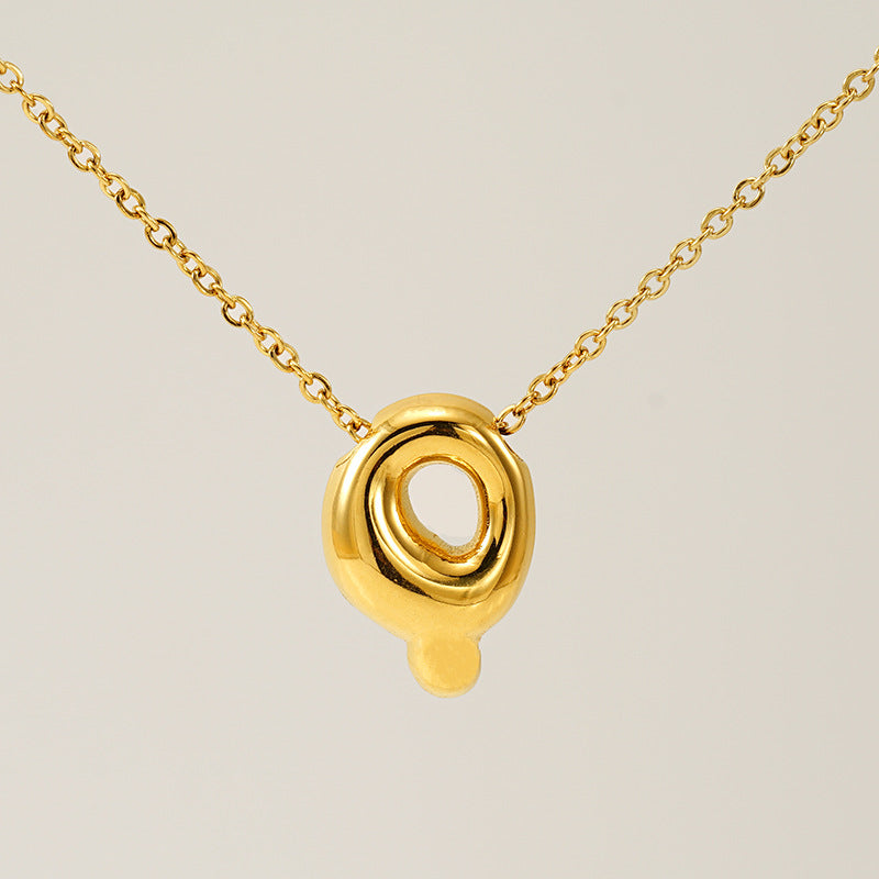 Wholesale Glossy bubble letter necklace for women 26 English letter pendants